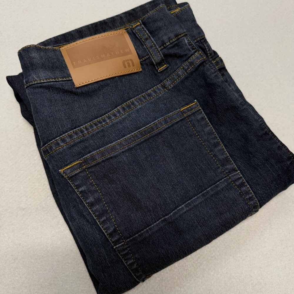 TravisMathew Legacy Featherweight Mens Jeans 30x32 Denim Dark Wash Straight Leg